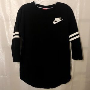 Nike 3/4 sleeve “Just do it” shirt